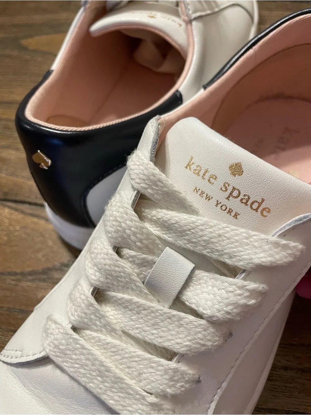 Kate Spade Alanna White Leather Lace Up Sneakers Black Heel Women’s 7.5B EUC